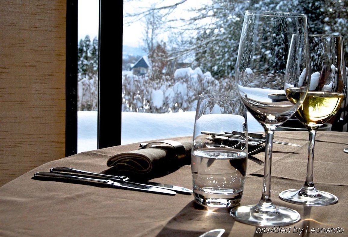 Hostellerie Les Chevreuils Lausanne Restaurant photo